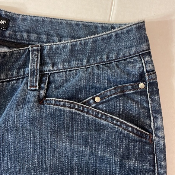 Dolce & Gabbana Women's Collection Low Rise Denim Jeans (6-8) - Picture 8 of 11